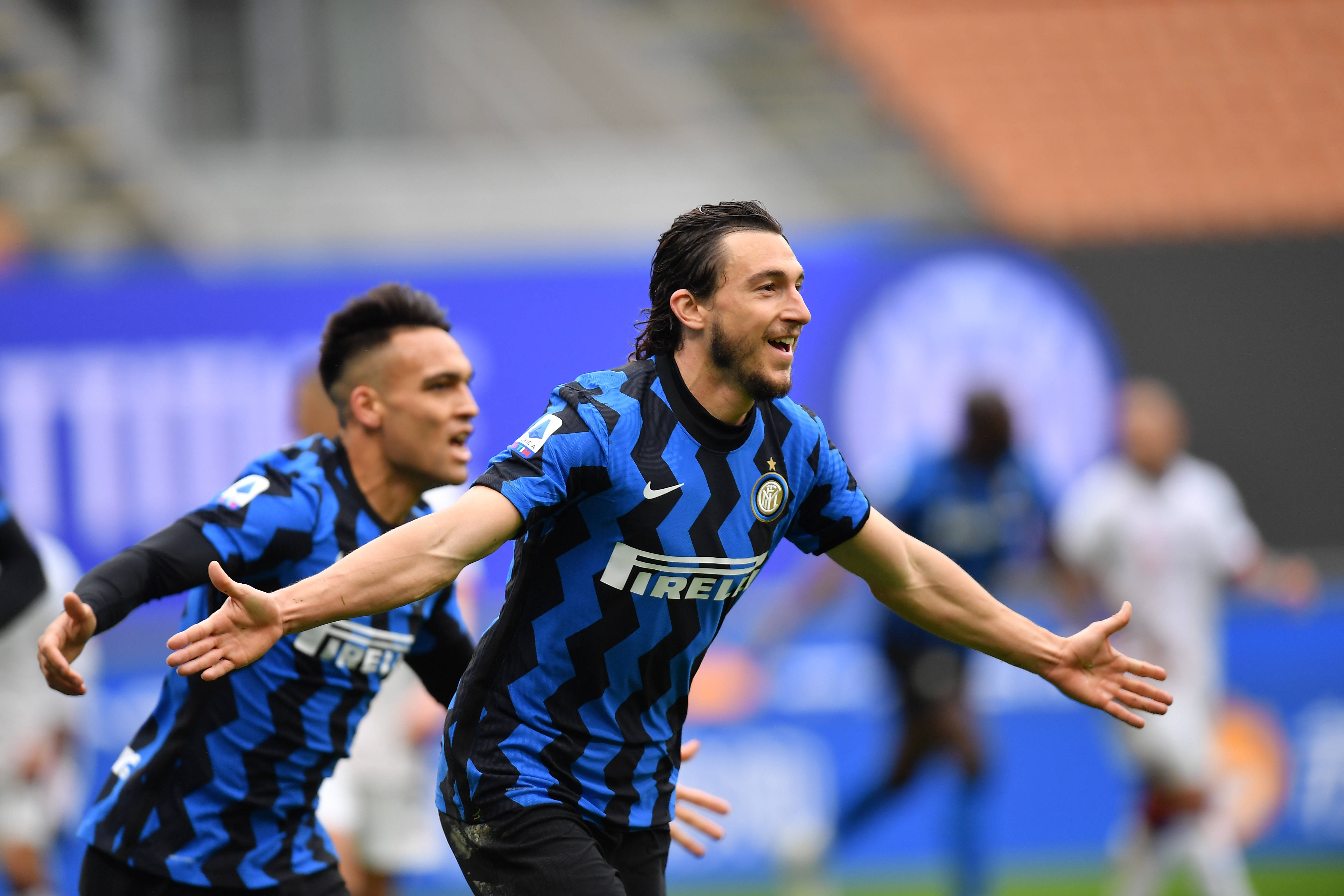 感动！邱贻可回看与莎莎点滴，慈父眼神，最有爱师徒，成就彼此