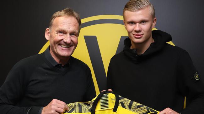 马德兴：中国足协明确提出要抓本土教练培养，为他们创造机会