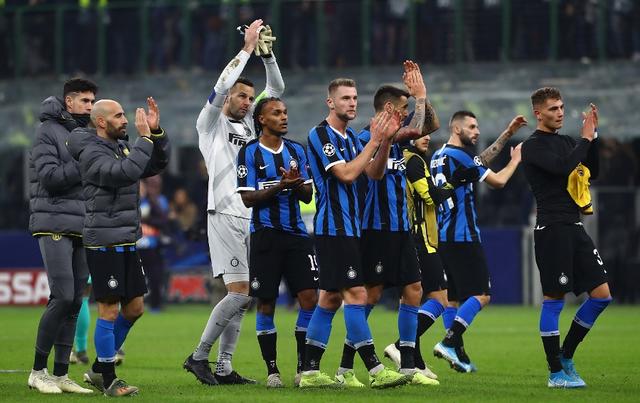 NBA半场：巴恩斯14分，马刺77-57领先鹈鹕