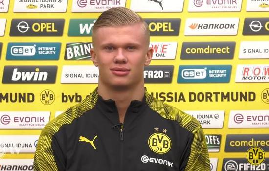 英超战报：福登传射，迪亚斯世界波，曼城3-0十人桑德兰