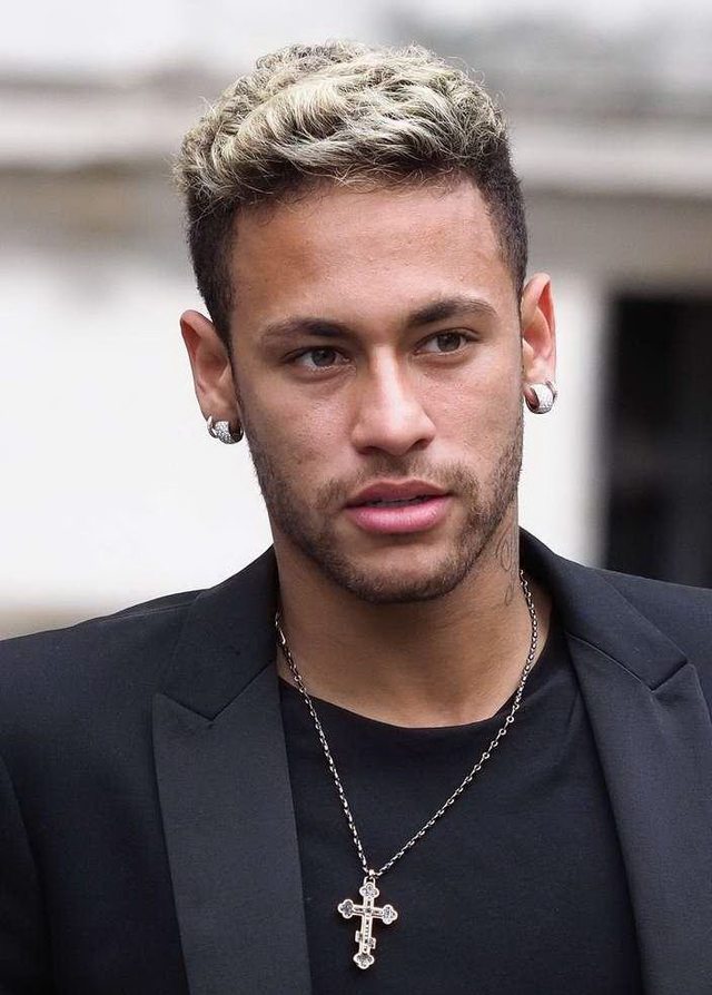 德甲前瞻：多特蒙德联赛主场不败，霍芬海姆进攻火力强劲