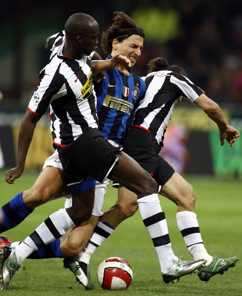 广州豹主帅：我们和铜梁龙同积60分却没能冲超，多少有点遗憾