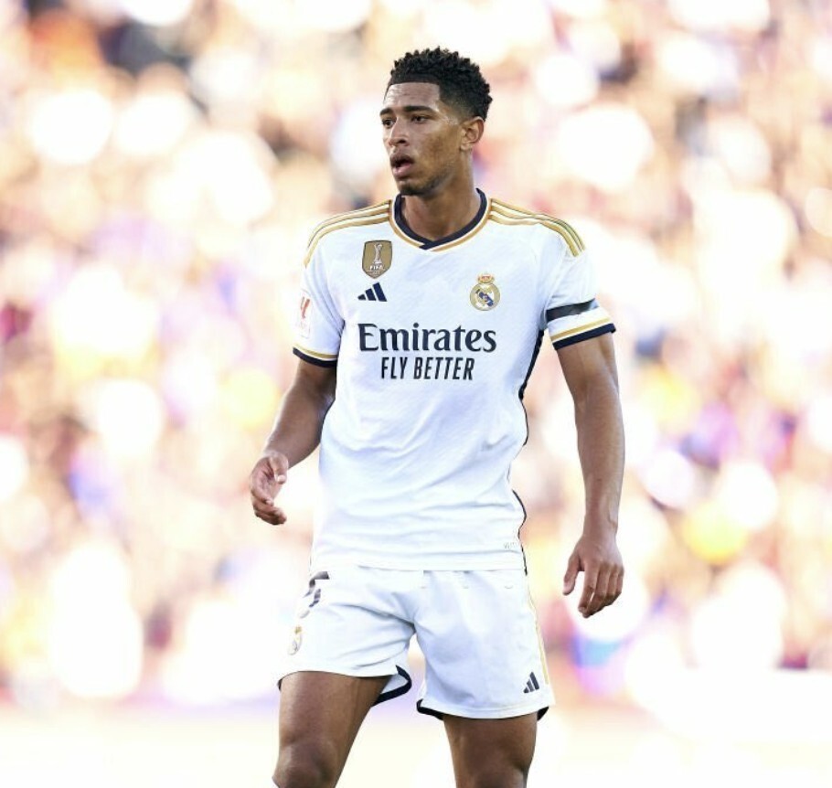 帕尔马vs乌迪内斯：库特罗内、马特奥-佩莱格里诺首发，扎尼奥洛、阿蒂尔-阿塔出战