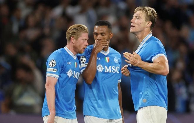 巴萨备战与法兰克福的欧冠联赛