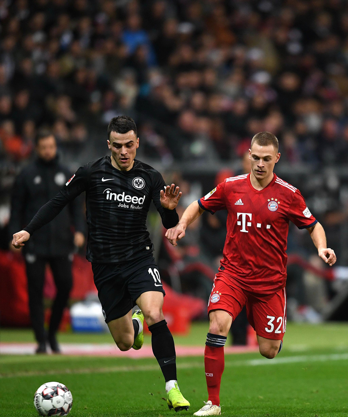 塞超球队劳动1923主帅日佐维奇在比赛中突然去世，年仅44岁