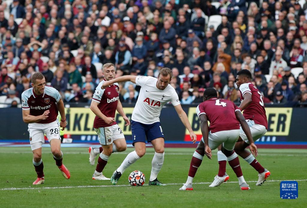 德天空：巴萨球探还没考察努萨，莱比锡明夏要价6000万欧起