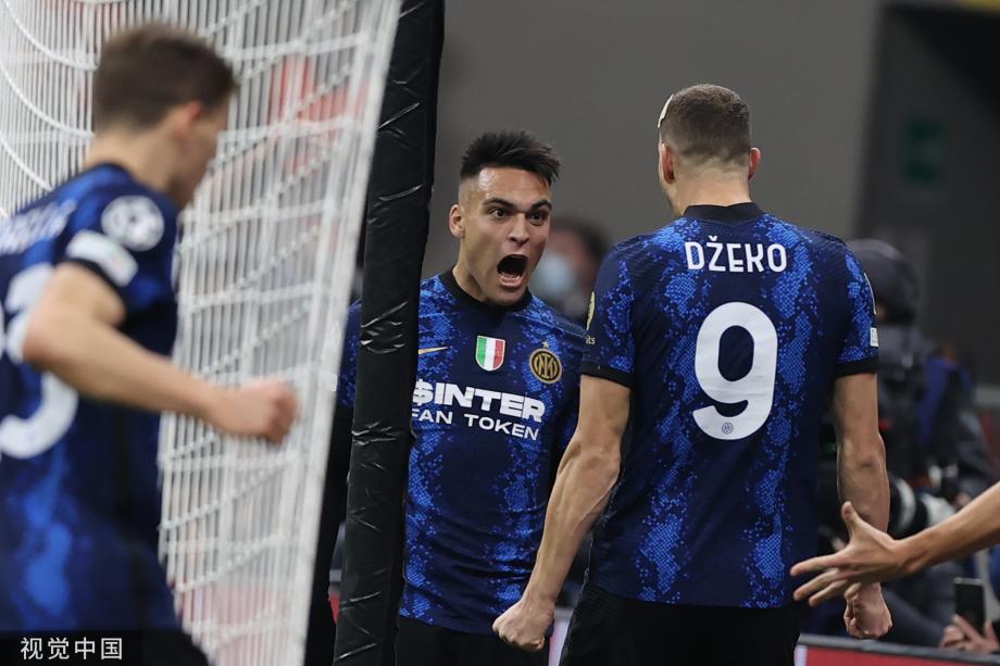 西甲半场：莫雷诺、科斯塔破门，比利亚雷亚尔1-1马略卡